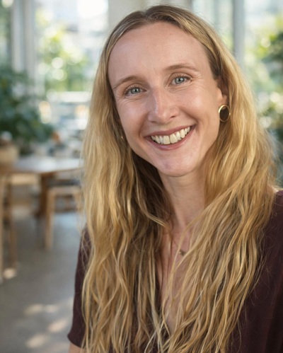 Caroline Fenton